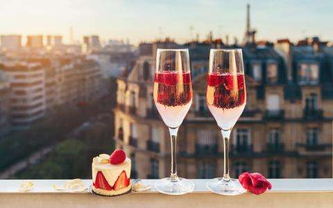 Valentine's day in Paris 2014 for romance with a French heart