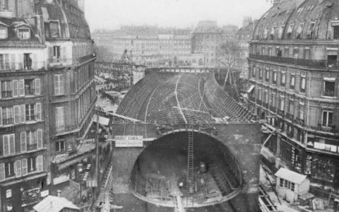 Connaissez-vous les secrets du métro parisien ?